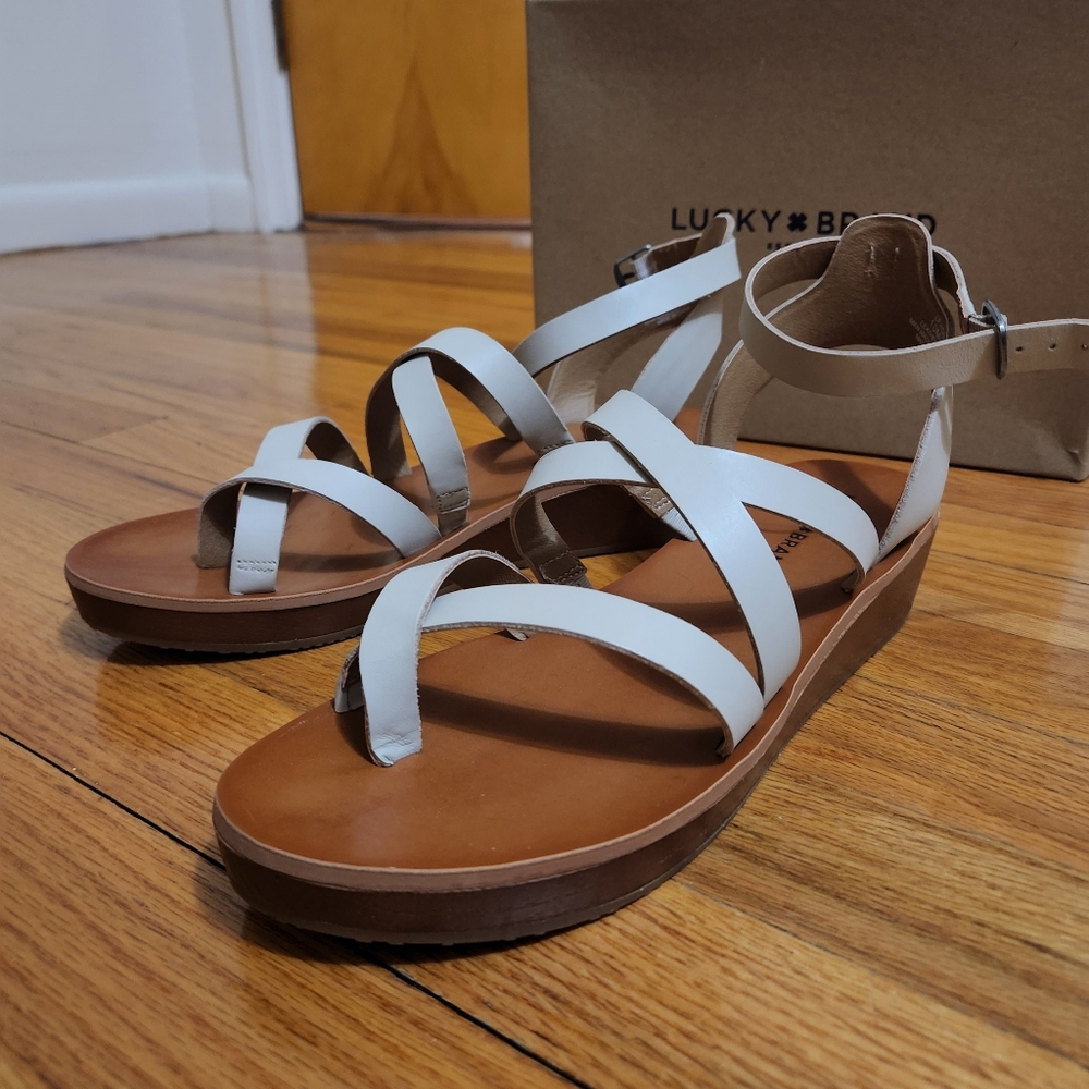 Lucky Brand Sandals